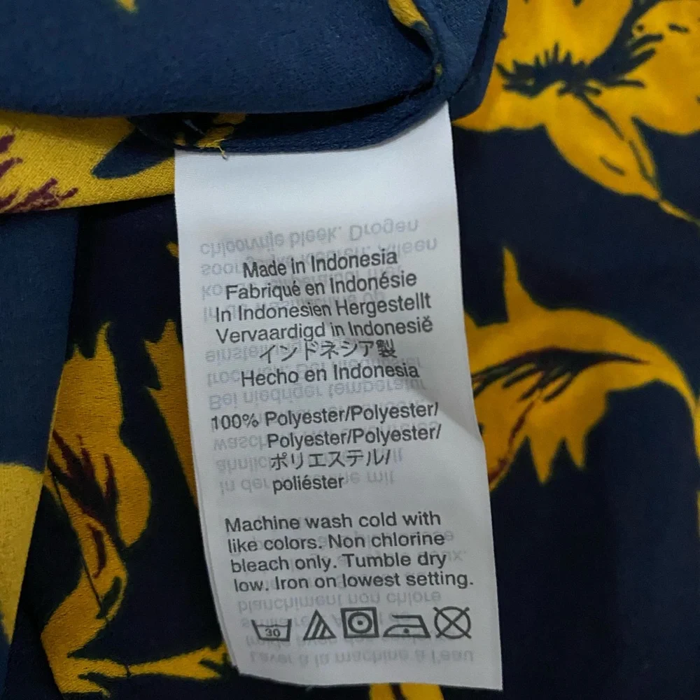 J. Crew button raglan floral top